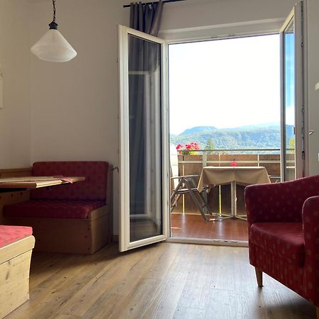 Residence La Terrazza Кальдаро Экстерьер фото