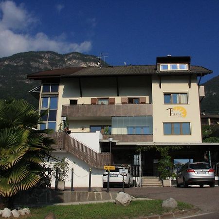 Residence La Terrazza Кальдаро Экстерьер фото