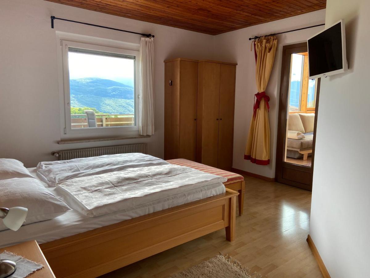 Residence La Terrazza Кальдаро Экстерьер фото