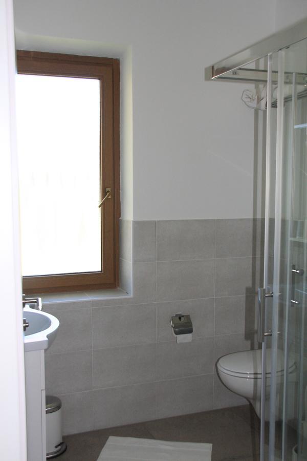 Residence La Terrazza Кальдаро Экстерьер фото