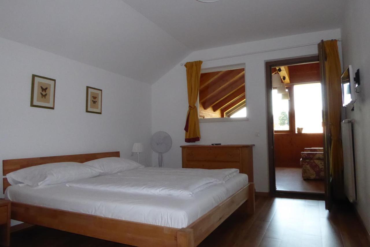 Residence La Terrazza Кальдаро Экстерьер фото